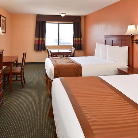 Americas Best Value Inn & Suites-East Бейкърсфийлд Екстериор снимка
