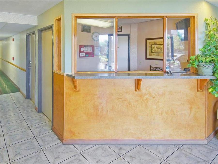 Americas Best Value Inn & Suites-East Бейкърсфийлд Екстериор снимка