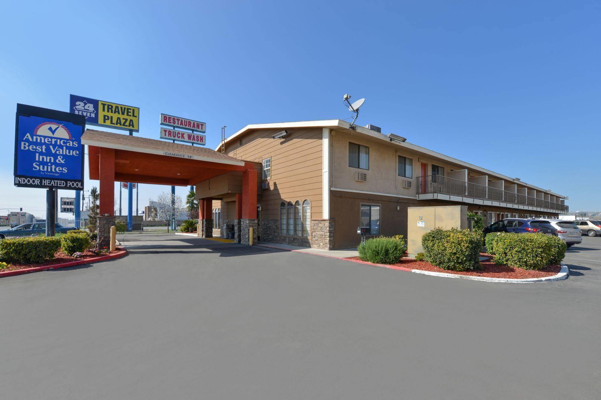 Americas Best Value Inn & Suites-East Бейкърсфийлд Екстериор снимка